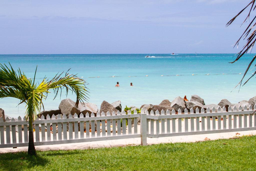 Dickenson Bay Oasis At Antigua Village St. John's Екстер'єр фото
